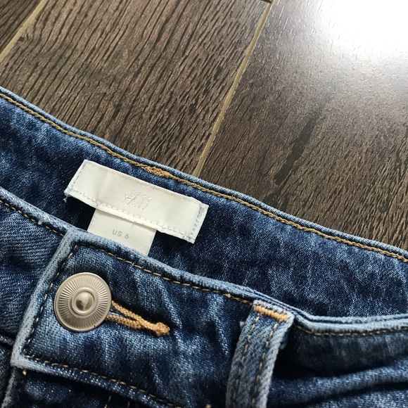 H&M Mom Jeans size 6 - Picture 2 of 2